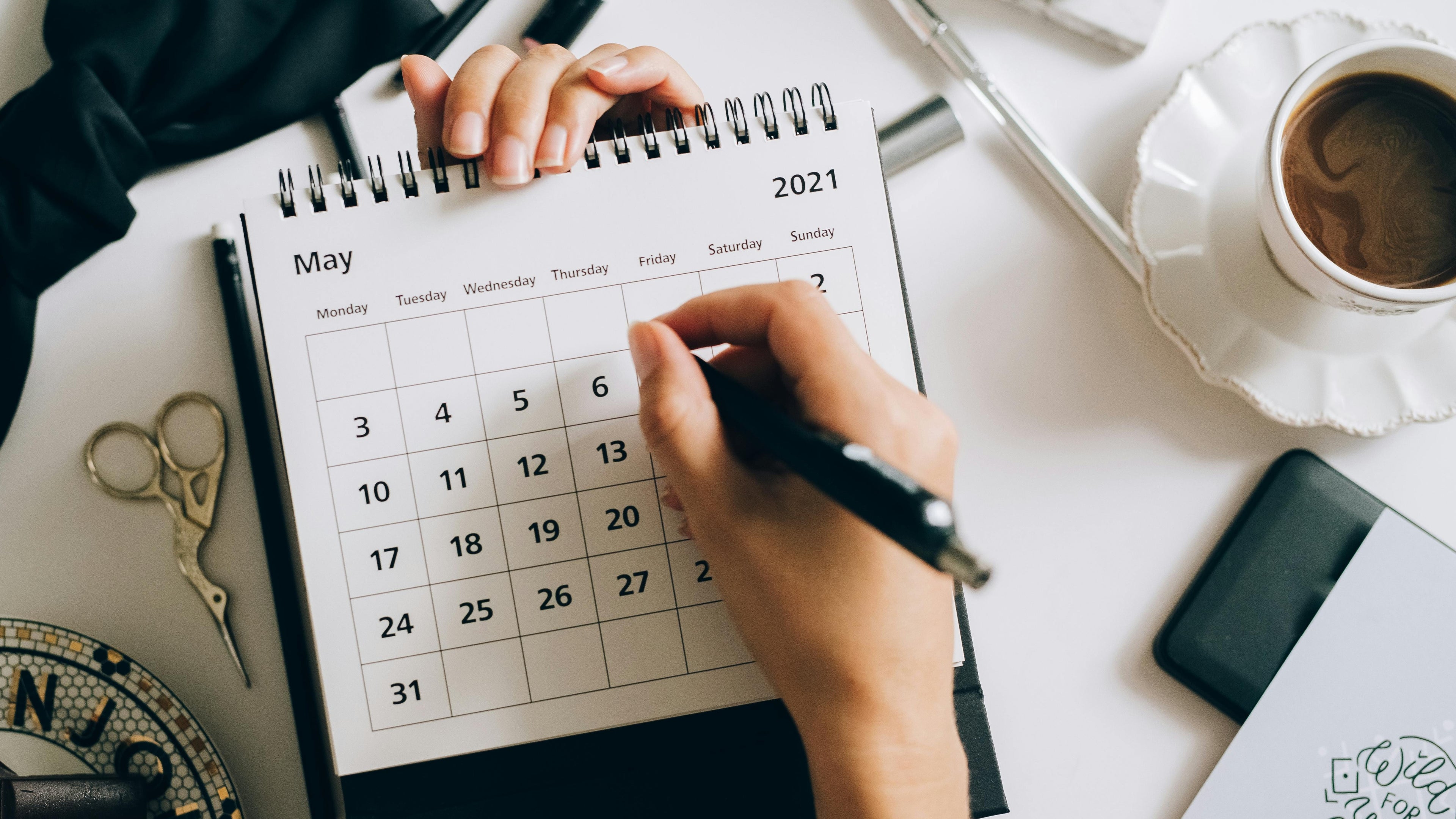 Factors causing period delay not pregnant  Missed menstrual cycle non-pregnant Late period no conception